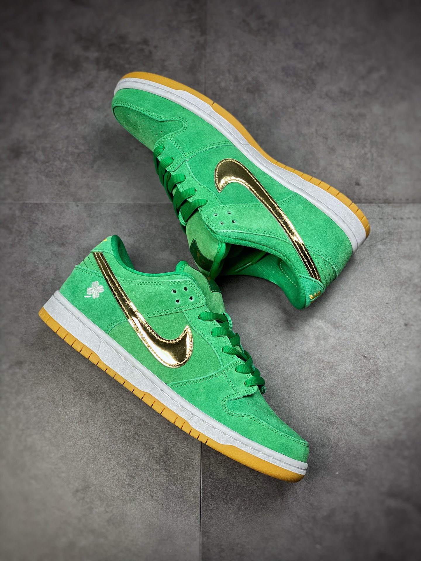 260  Nike SB Dunk Low”St. Patrick’s Day” 圣帕特里克 BQ6817-303
