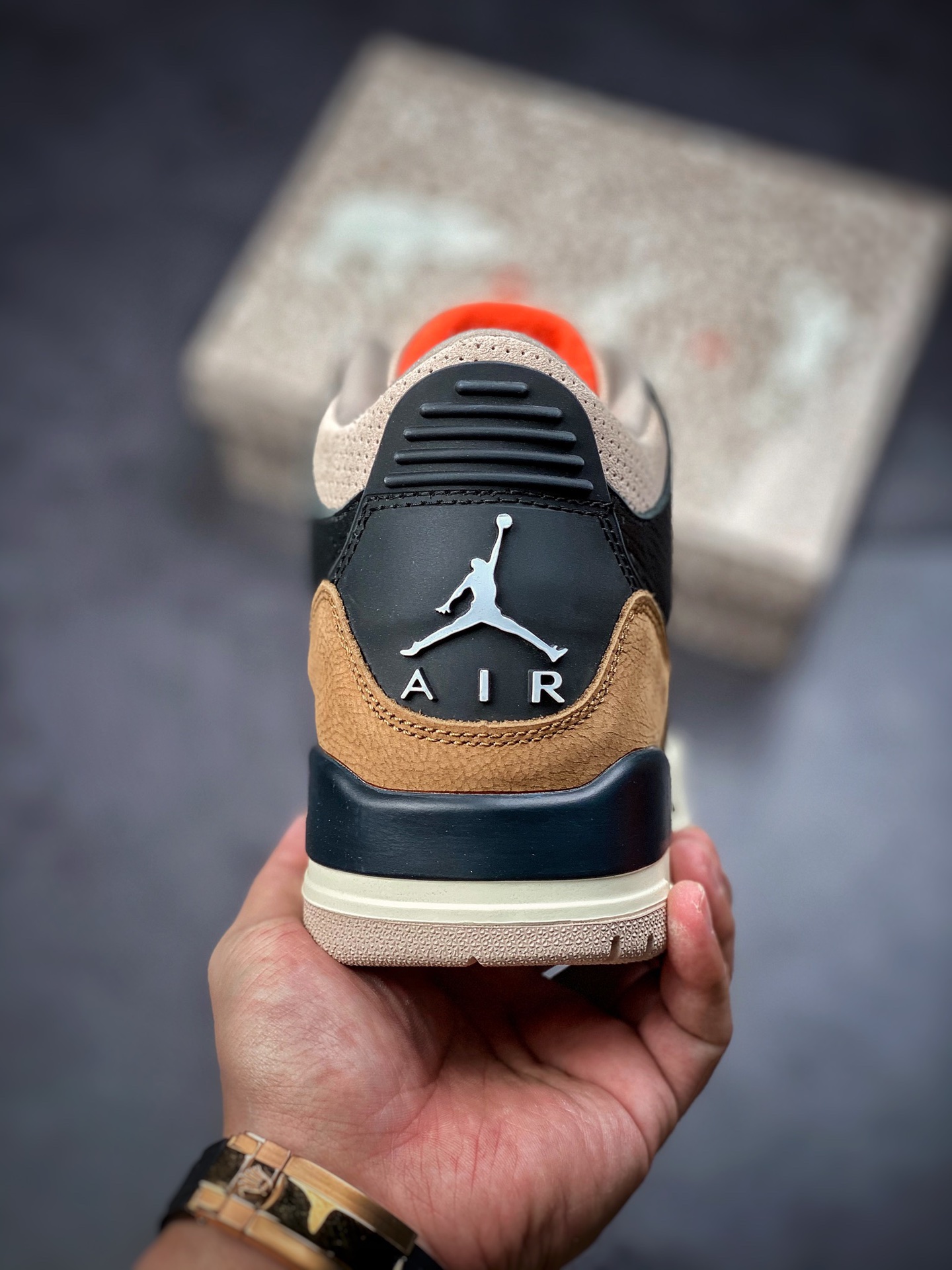 350  Air Jordan 3 ”Desert Cement” 黑水泥象皮爆裂纹CT8532-008