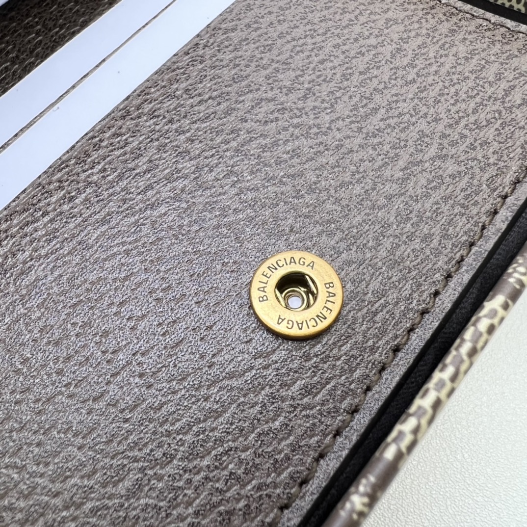 GUCCI古驰联名款双B女士短夹680385