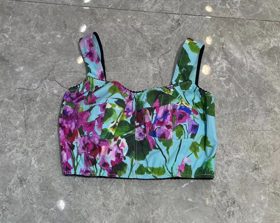 NO:942721,DG home counter custom series bellflower counter 1:1 tops 220 skirts, Dolce & Gabbana-clothing, Dolce&Gabbana, gucci, skirts,19860909DG家专柜定制系列风铃草专柜1:1 上衣衣220 半裙,杜嘉班纳-服装,Dolce&Gabbana,gucci,skirts,,Women's clothing