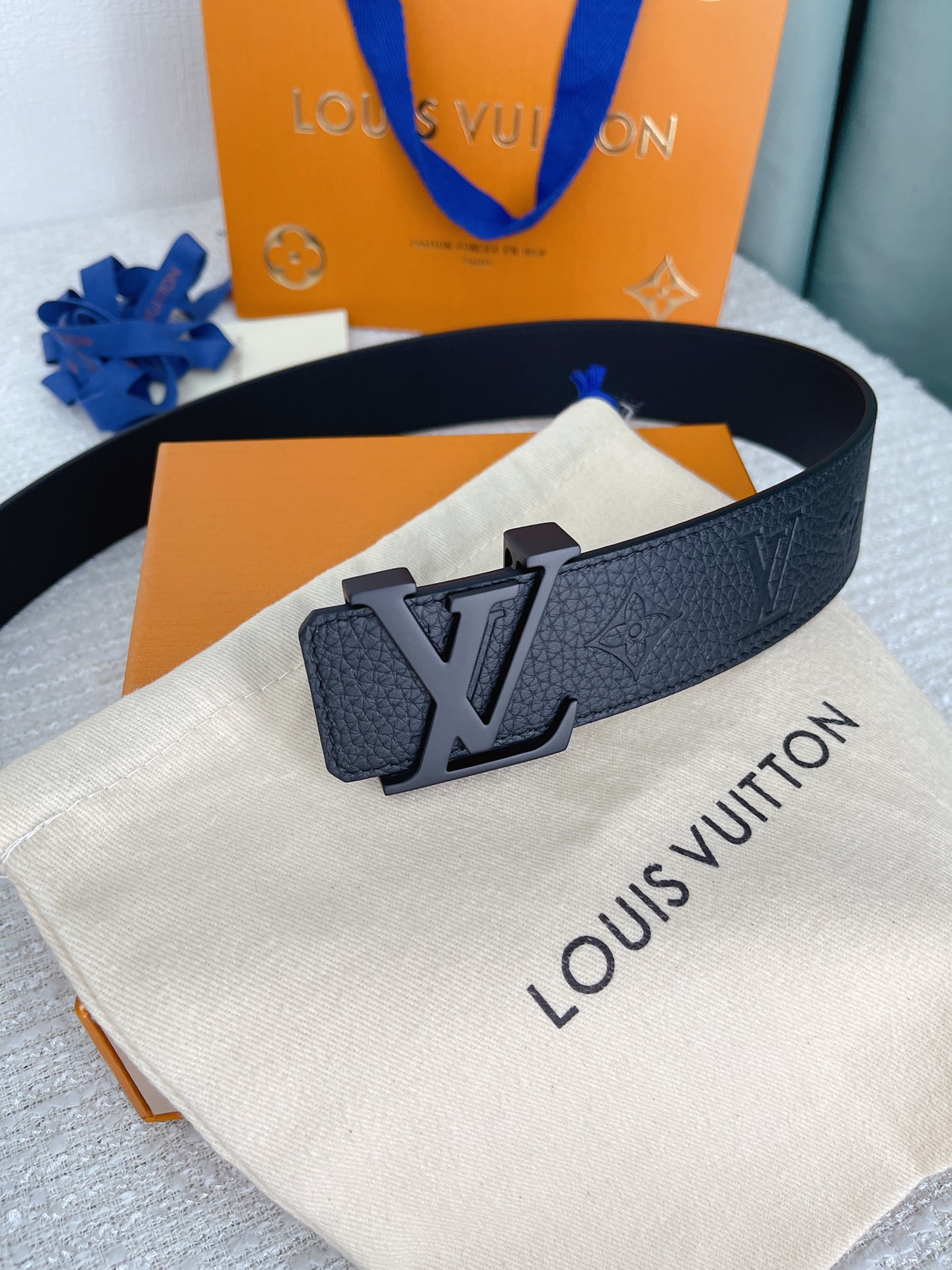 LV.路易威登高版本40mm宽度正品一体铸造五金钢扣原厂皮料双面原厂定制牛皮面料性价比高.全套包装.