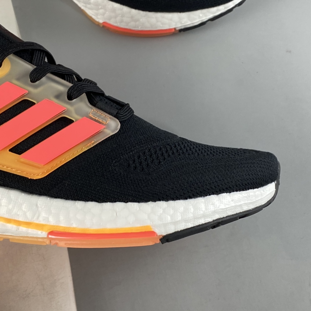 P240  Ad Ultra Boost 22 Consortium 阿迪达斯新款8.0厚底爆米花跑鞋 GX5464