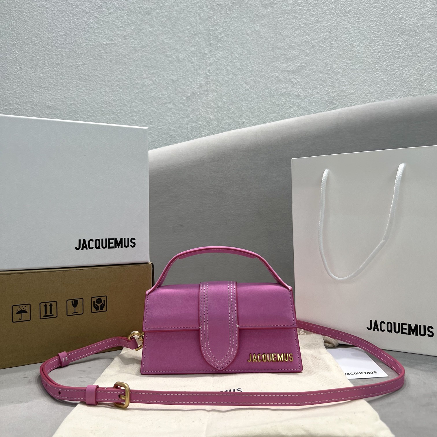 Buying Replica
 Jacquemus Crossbody & Shoulder Bags US Sale
 Gold Red Chamois Frosted Fall/Winter Collection Mini