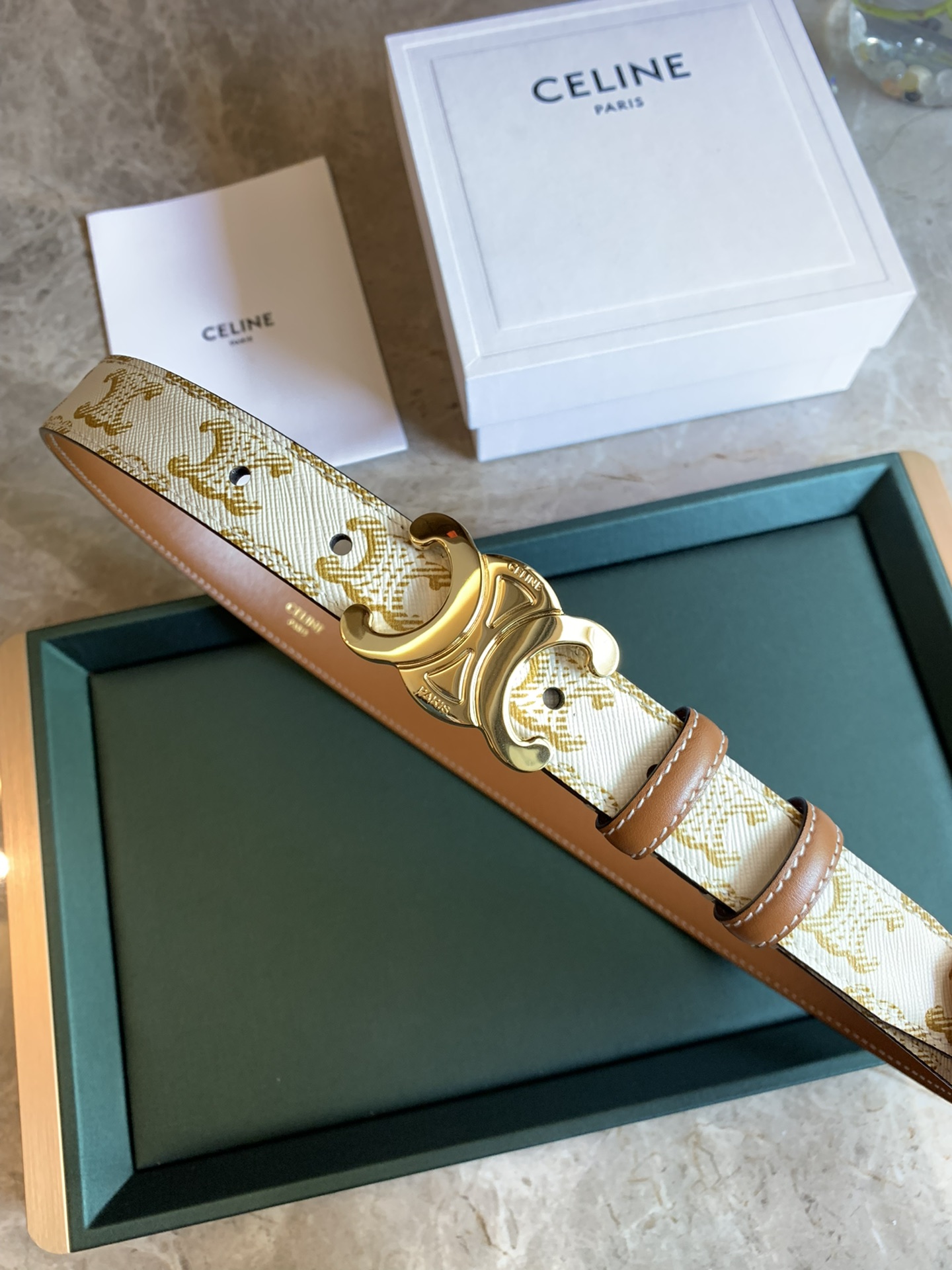 🉐️ CÉLINE 赛琳新款🆕 凯旋门腰带 TRIOMPHE 光滑小牛皮腰带 对版溜金金属件 宽2.5c