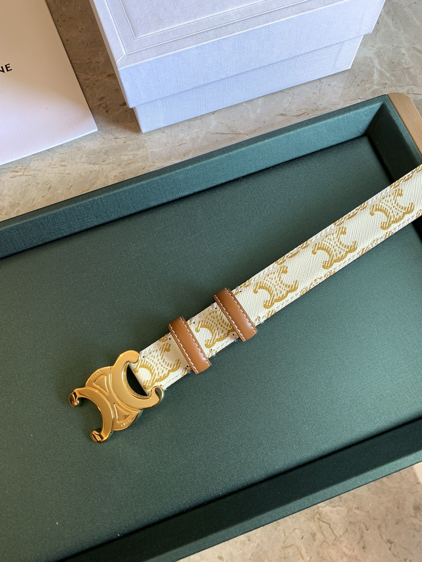 🉐️ CÉLINE 赛琳新款🆕 凯旋门腰带 TRIOMPHE 光滑小牛皮腰带 对版溜金金属件 宽2.5c