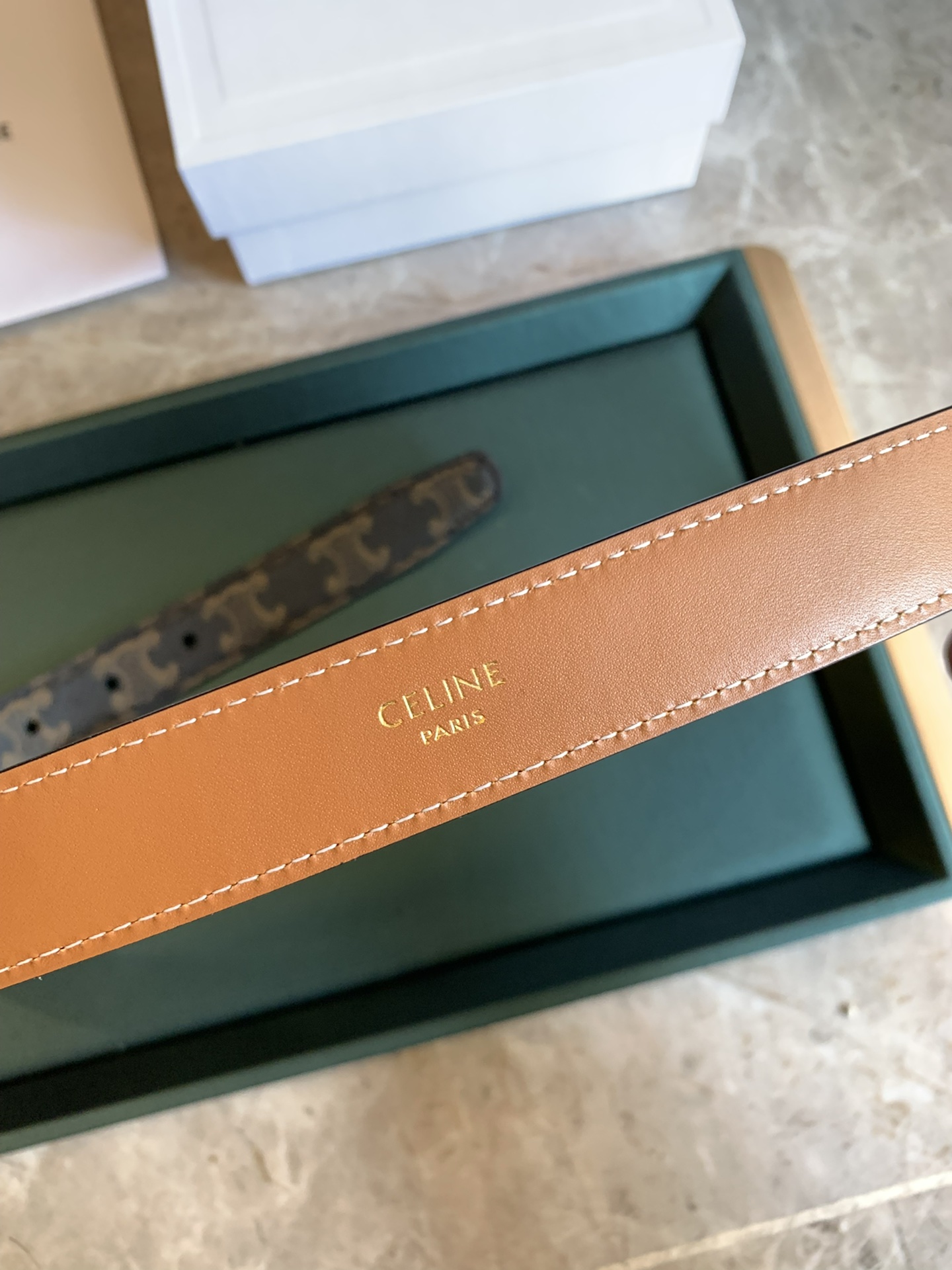 🉐️ CÉLINE 赛琳新款🆕 凯旋门腰带 TRIOMPHE 光滑小牛皮腰带 对版溜金金属件 宽2.5c