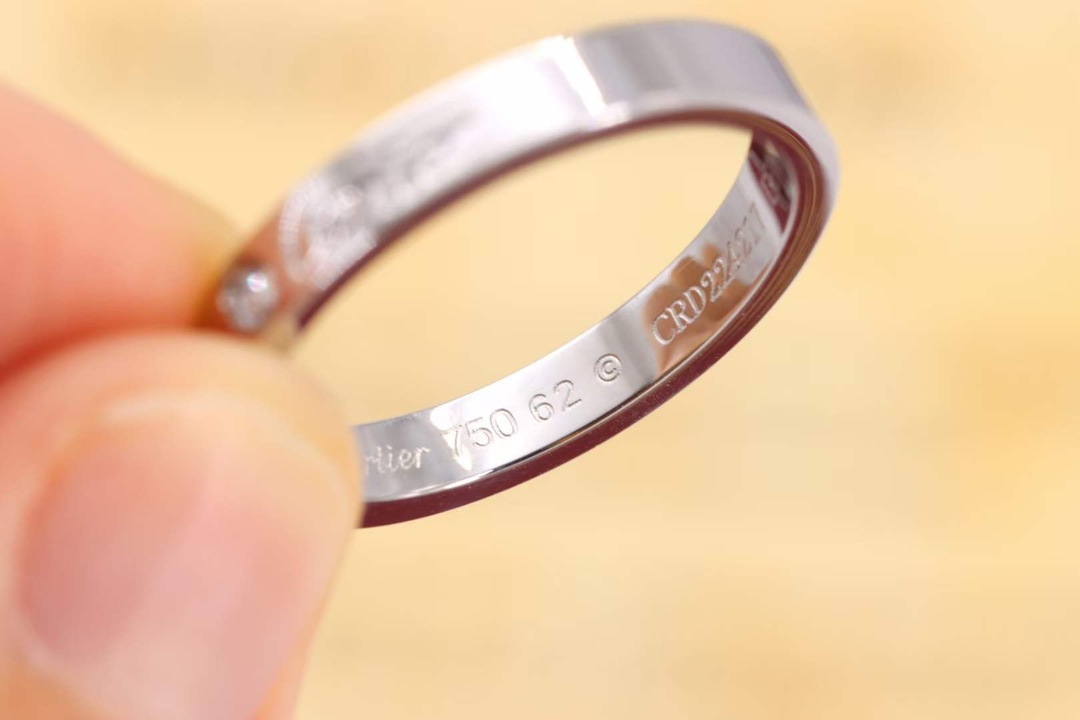 Cartier Cartier/卡地亚 经‮窄典‬版银‮单色‬钻签‮戒名‬指