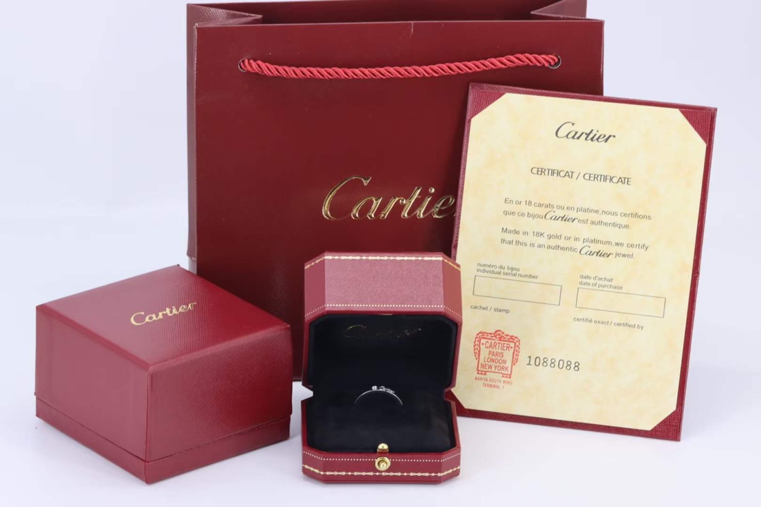 Cartier Cartier/卡地亚 经‮窄典‬版银‮单色‬钻签‮戒名‬指