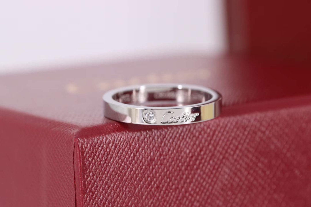 Cartier Cartier/卡地亚 经‮窄典‬版银‮单色‬钻签‮戒名‬指