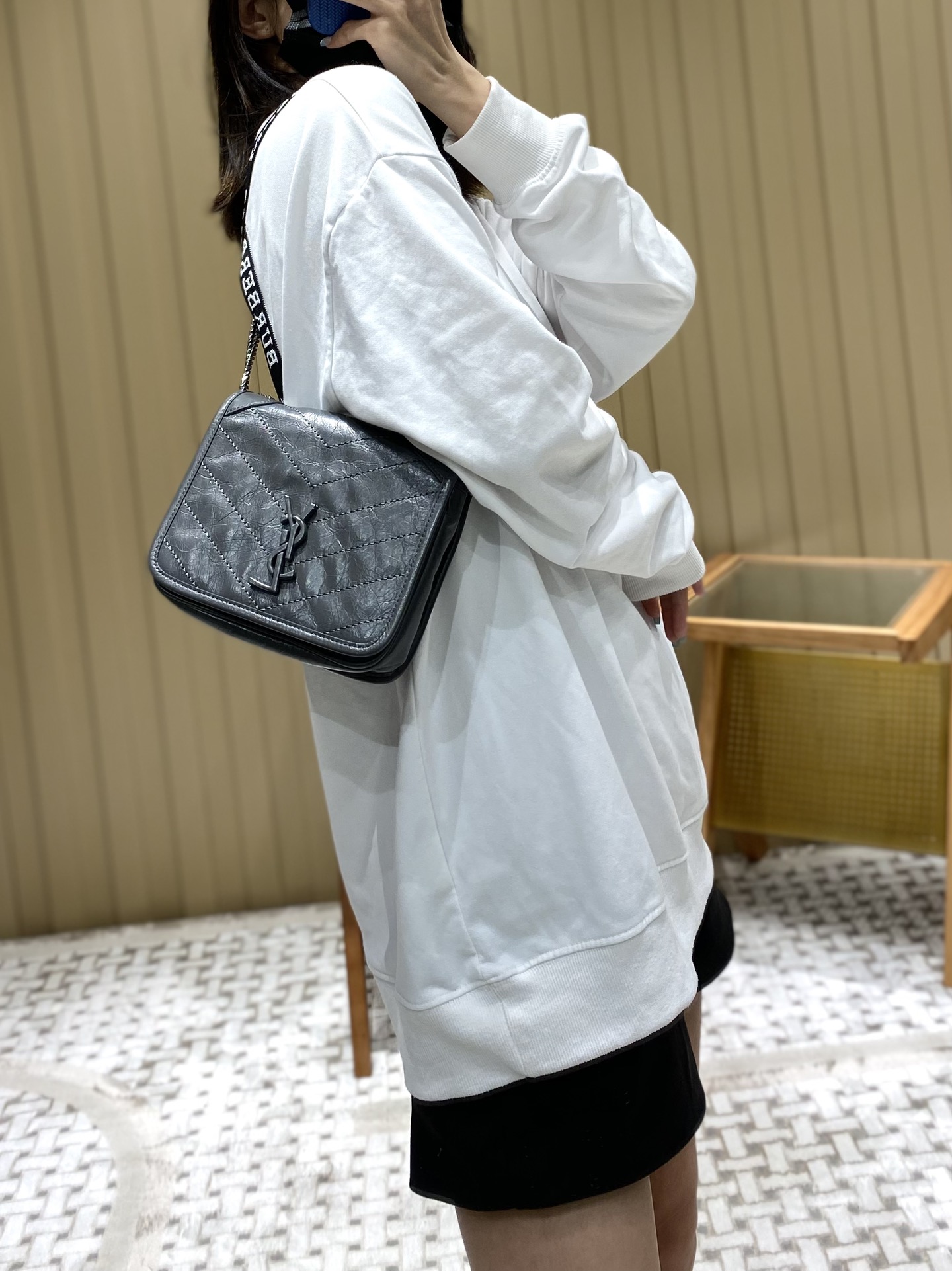 YSL ๐๐๐๐ ๐๐ฉ๐๐๐ ๐ค๐๐๐๐๐ก้พๆกๅฐๆๅ
583103ๆทฑ็ฐ่ฒ