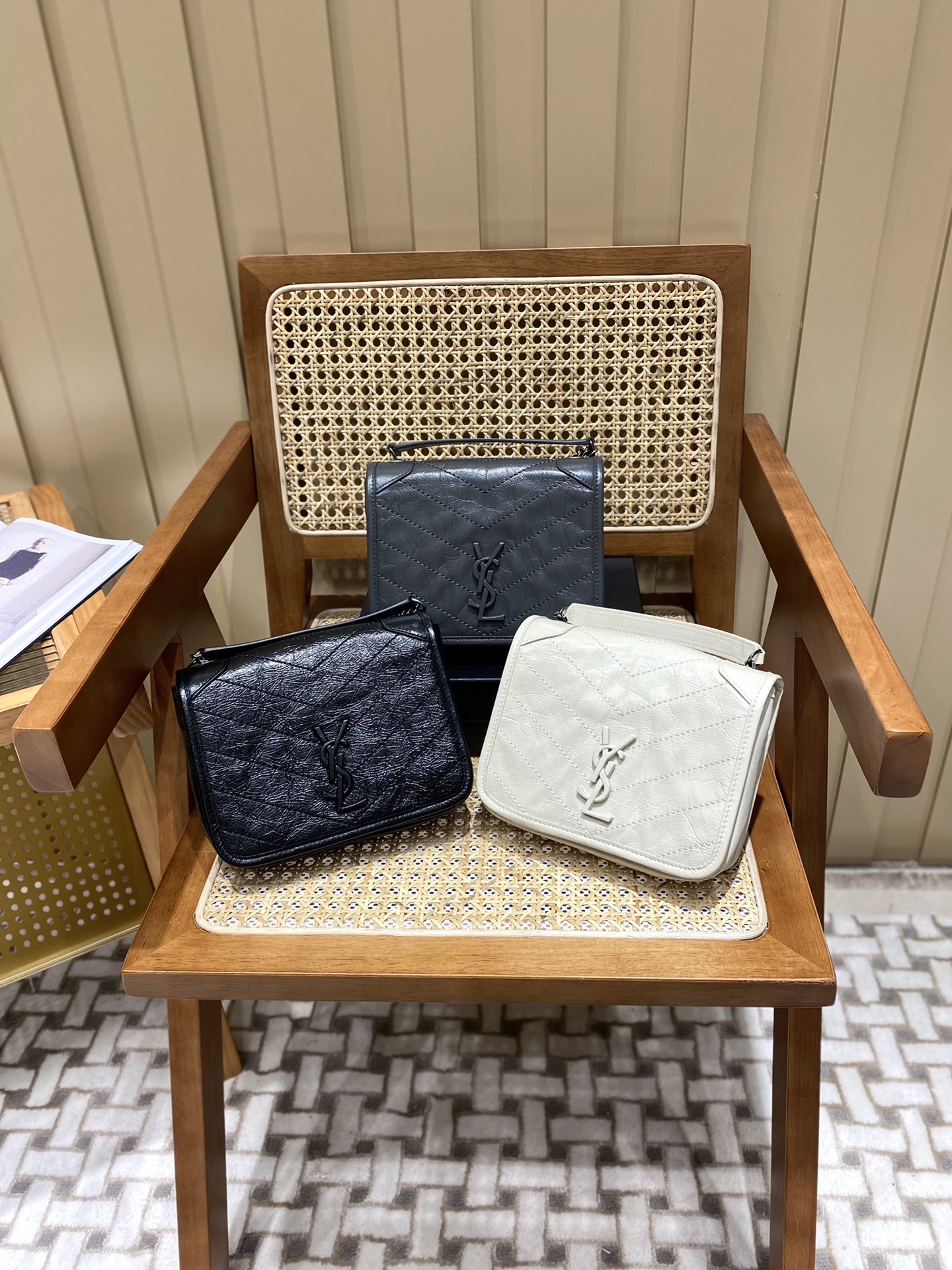YSL ๐๐๐๐ ๐๐ฉ๐๐๐ ๐ค๐๐๐๐๐ก้พๆกๅฐๆๅ
583103ๅฅถ็ฝ่ฒ