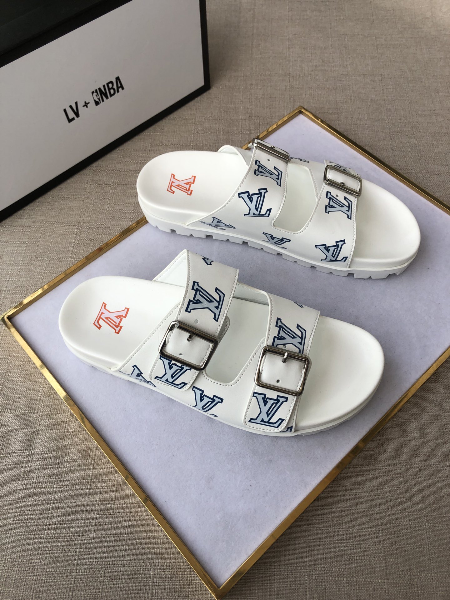 Louis Vuitton Shoes Slippers Men Cowhide Fashion Casual