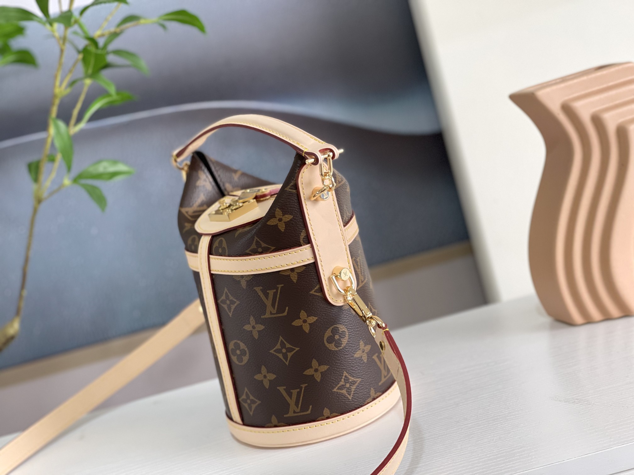 Louis Vuitton Haute Couture Classic Luxury Handbag Shoulder Crossbody 2