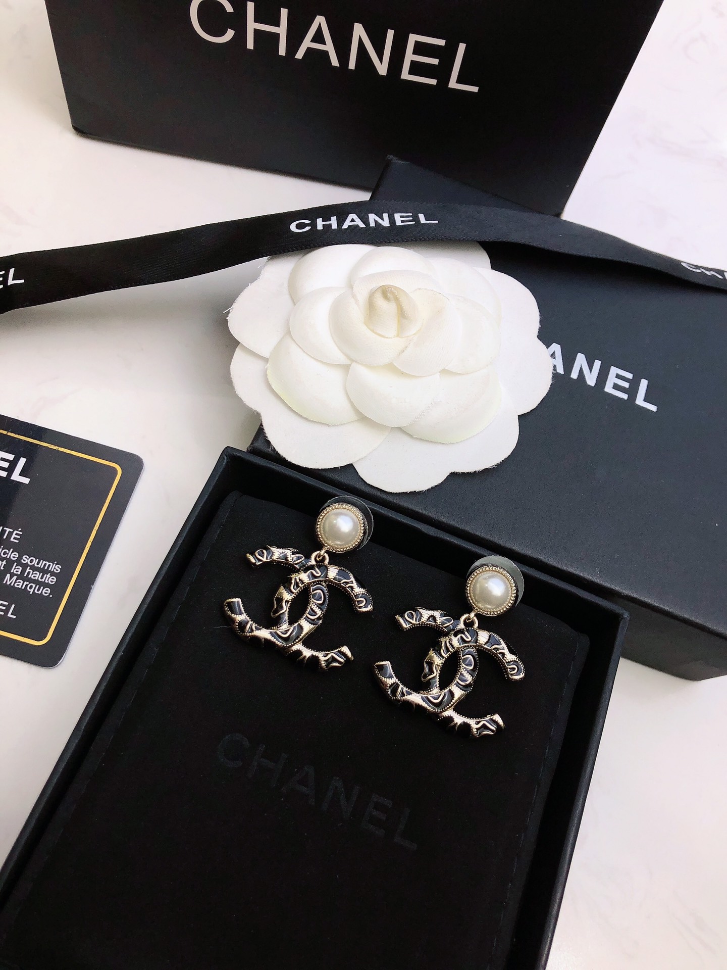 Chanel Knockoff
 Jewelry Earring Yellow