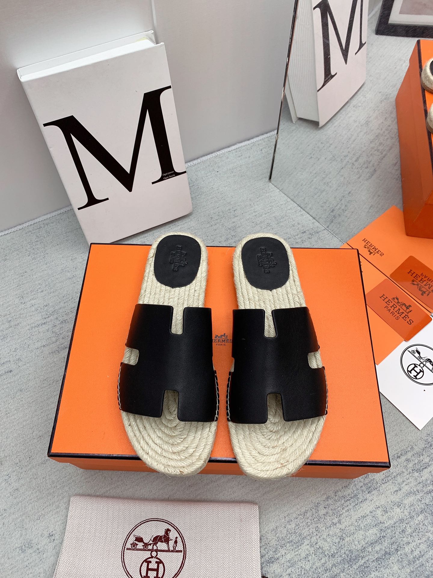 Hermes Zapatos Pantuflas Cuero de vaca Dermis Cuerda cáñamo Tejido paja