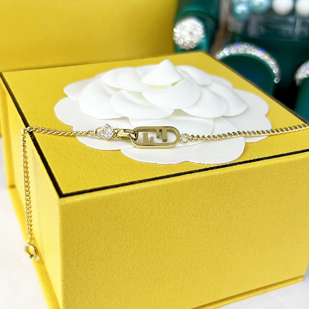♪ 200 FENDI NEW O’LOCK The bracelet - 图片 4