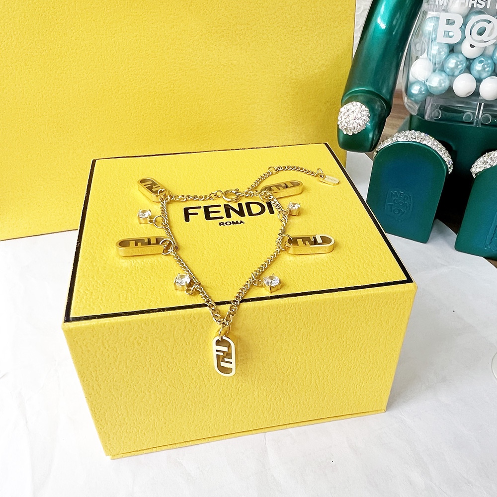 Two hundred and fifty. The bracelet - 图片 7