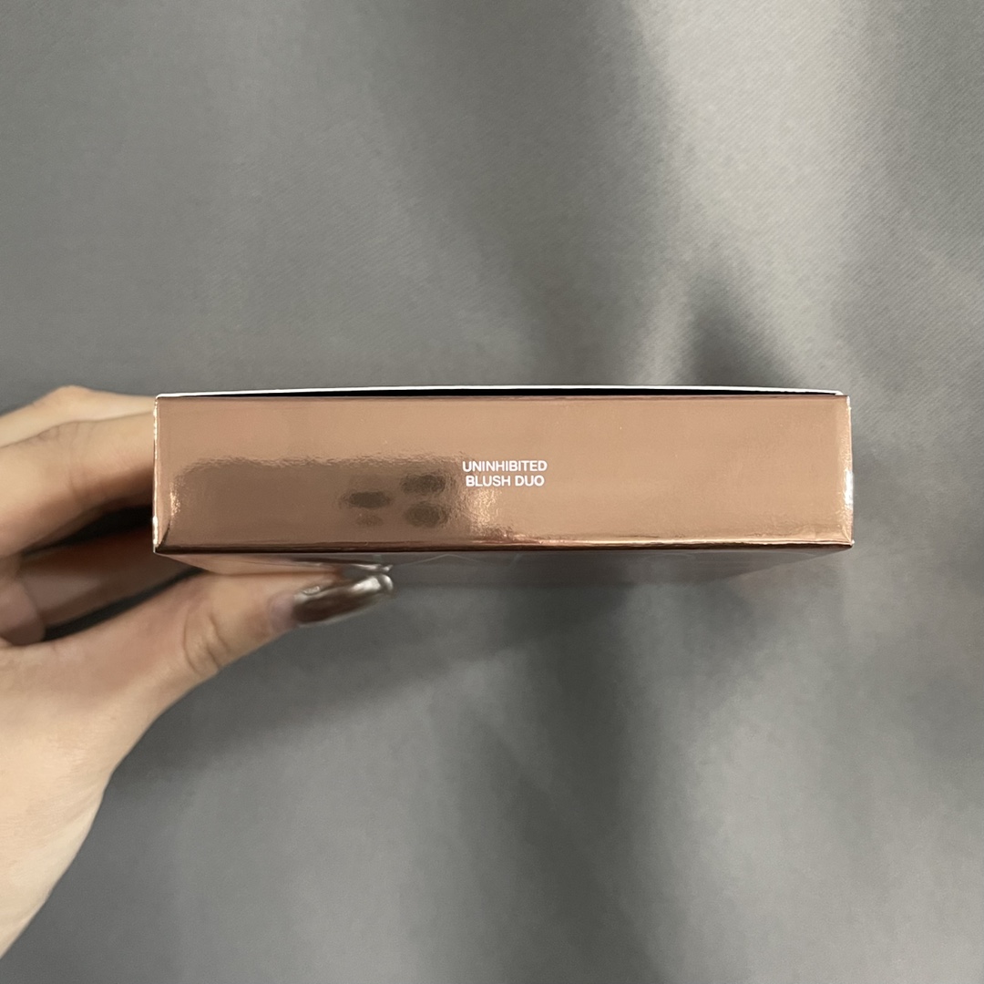 Louis Vuitton Haute Couture Couture Beauty Luxury Makeup Lipstick 3