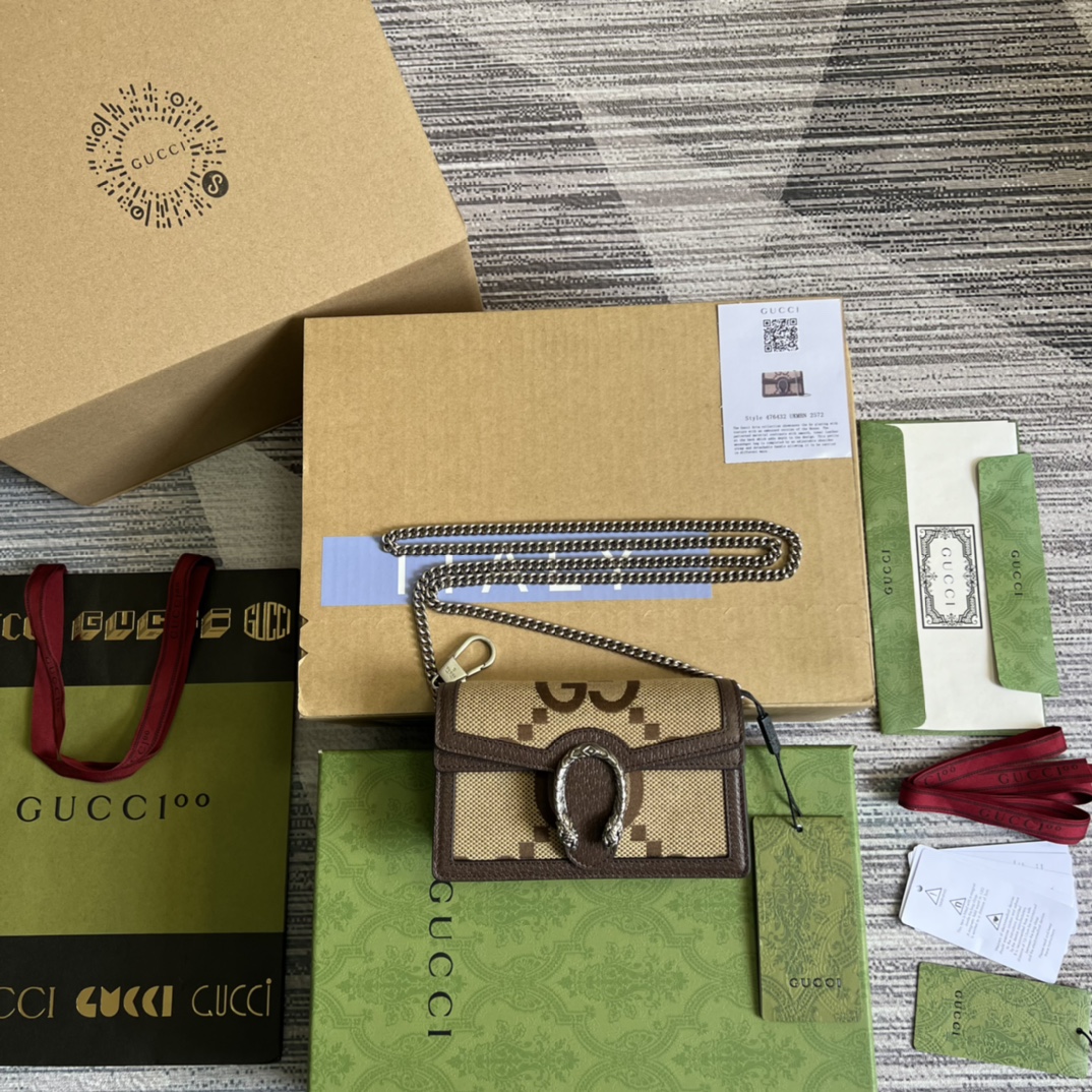 GUCCI Dionysus GG Canvas Chain Wallet Tiger Head Clasp