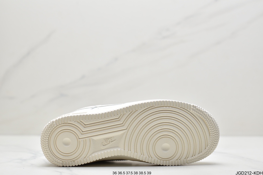 180 耐克Nike Air Force 1 Low  空军一号低帮百搭休闲运动板鞋