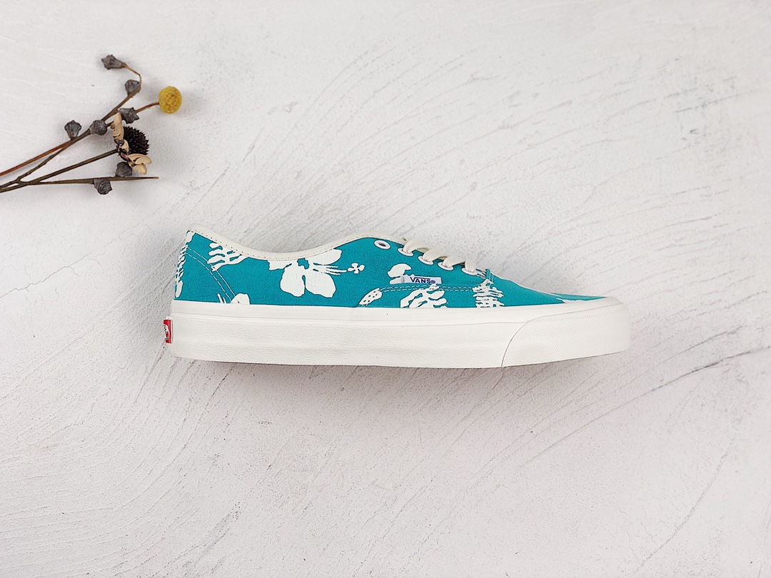 G0 VansAuthentic44DX绿色彩绘图案安纳海姆aut低帮男女情侣帆布鞋板鞋，绿色百搭，夏日穿搭必备[勾引]VN0A5KX4AWP