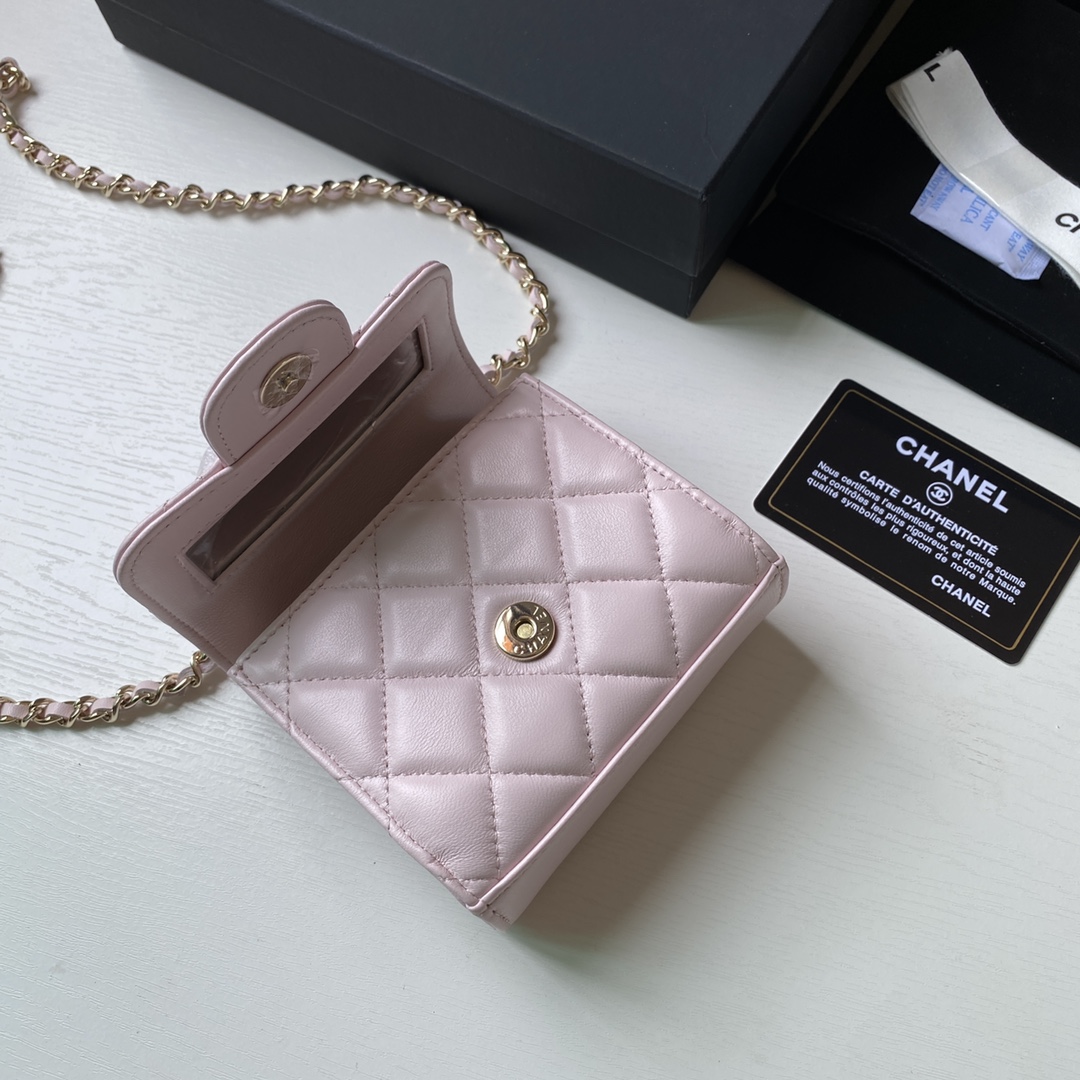 Chanel 2022C新品到货 带手提的化妆包 内配小镜子 空间可以容纳纸巾、口红 等一些日常小物件