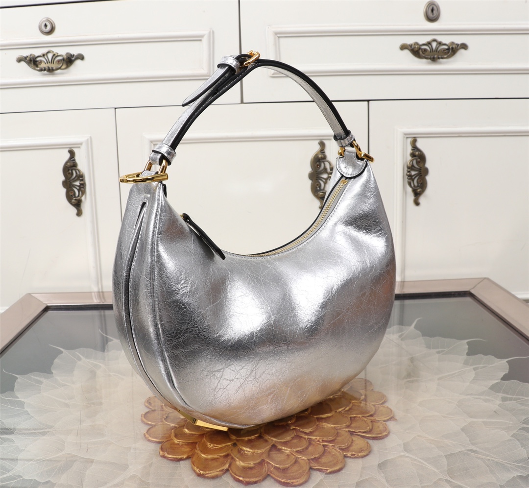[Fendi Women