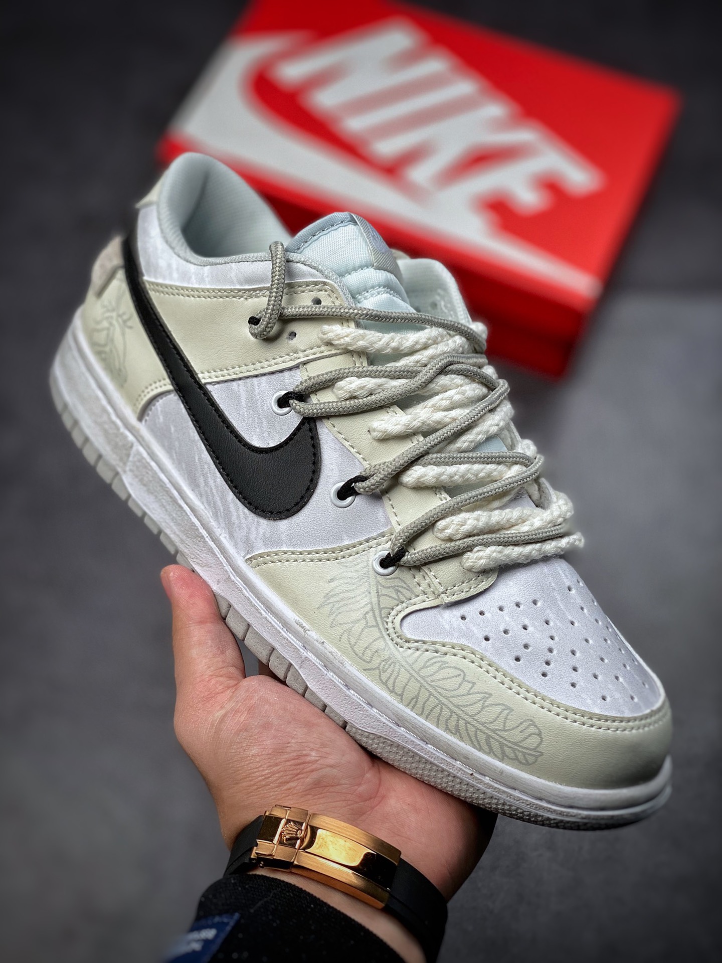 170  绑绳Off-White解构风定制 耐克Nike SB Dunk Low Lot”Milk White/Black”扣篮系列低帮经典百搭休闲运动板鞋DD1391-103
