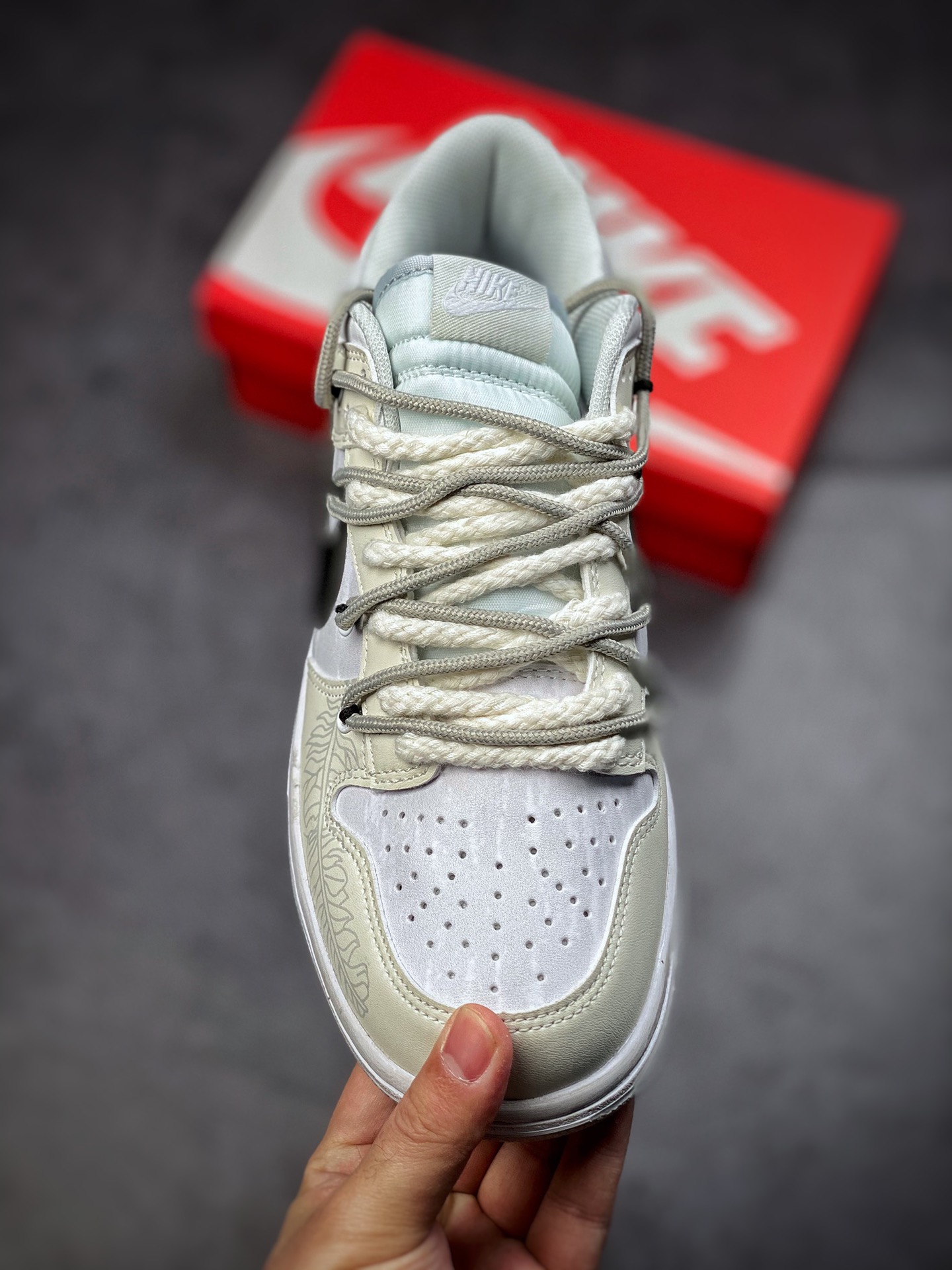 170  绑绳Off-White解构风定制 耐克Nike SB Dunk Low Lot”Milk White/Black”扣篮系列低帮经典百搭休闲运动板鞋DD1391-103