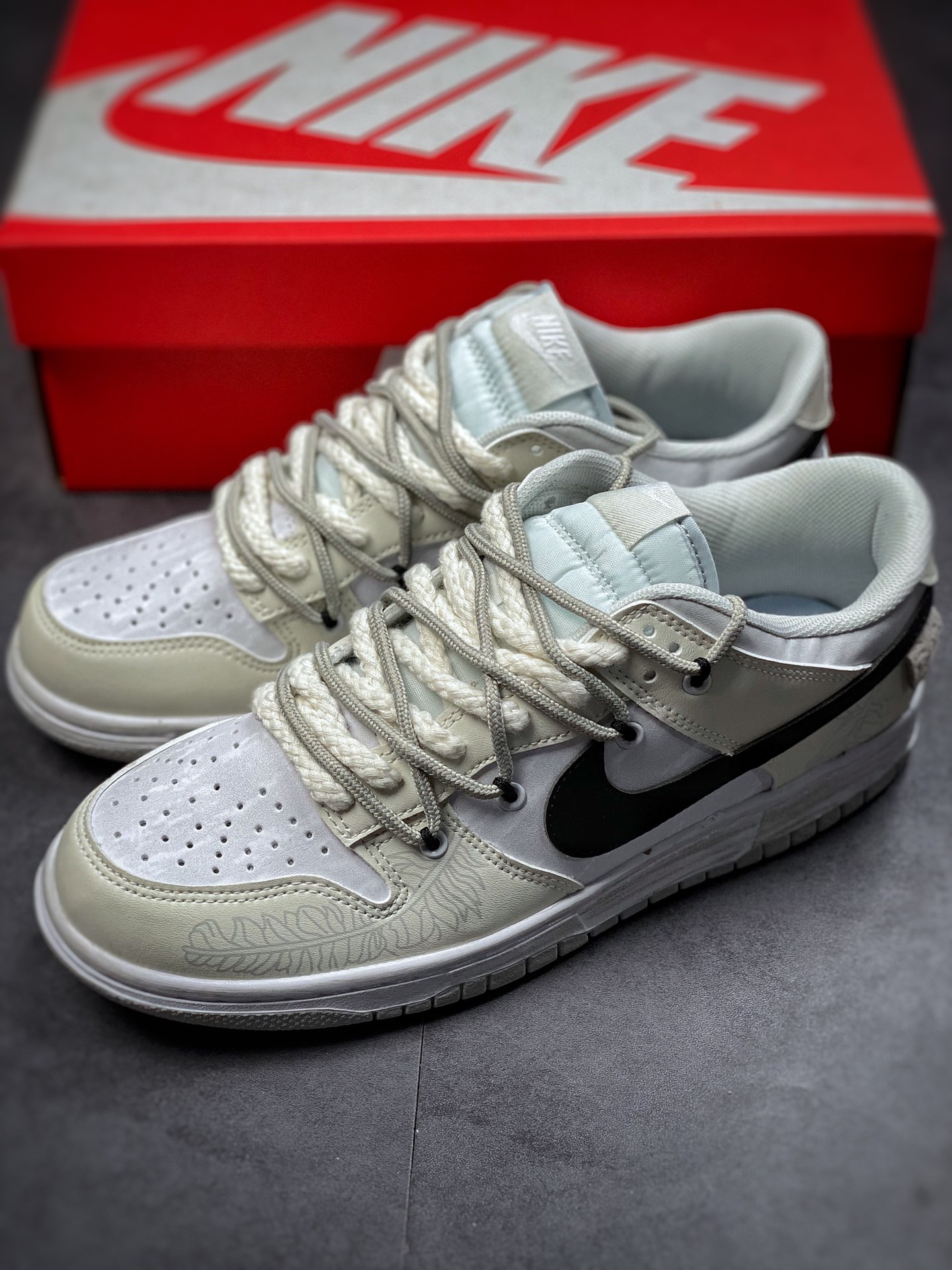 170  绑绳Off-White解构风定制 耐克Nike SB Dunk Low Lot”Milk White/Black”扣篮系列低帮经典百搭休闲运动板鞋DD1391-103