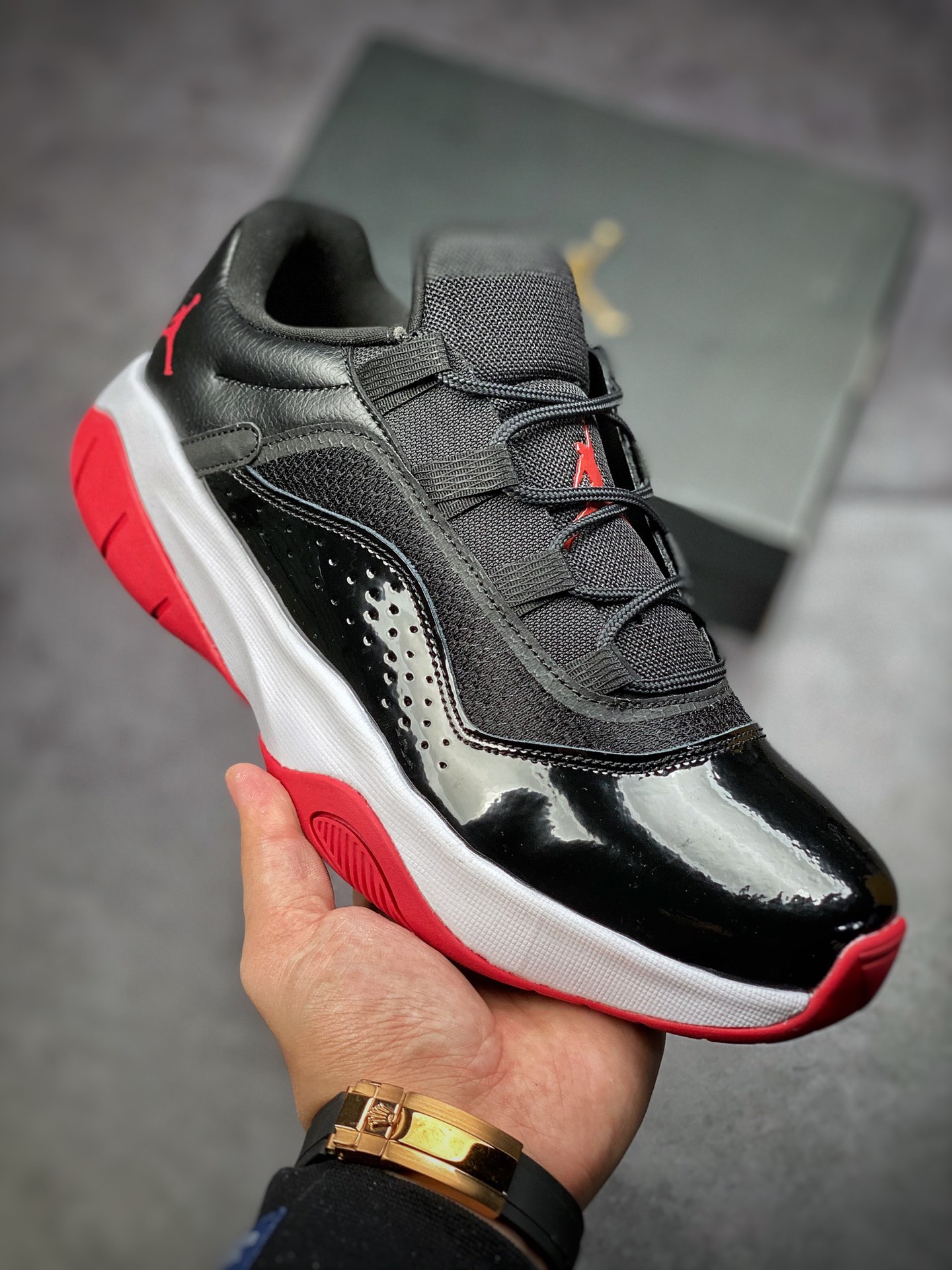 210  Air Jordan AJ11 CMFT Low South Beach 黑红公牛 DM0844-005