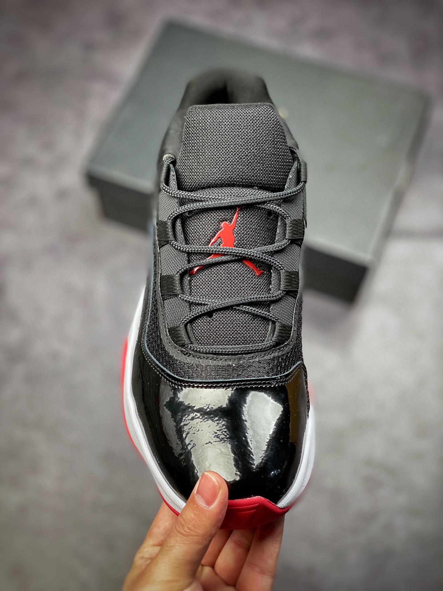 210  Air Jordan AJ11 CMFT Low South Beach 黑红公牛 DM0844-005