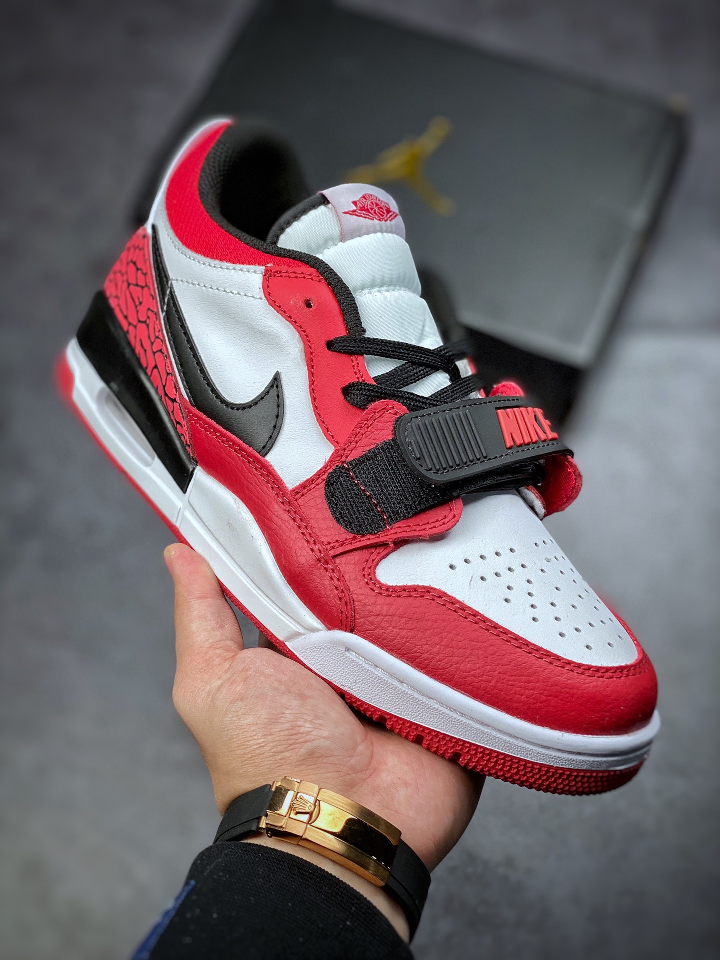 200  Air Jordan  Legacy 三合一312 ”芝加哥” 有着交错结合的设计CD7069-116