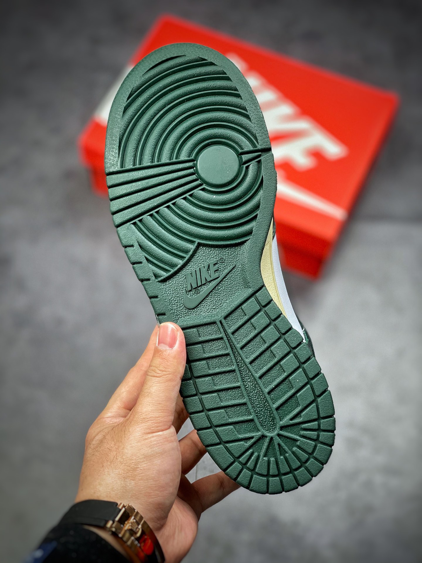 220   Nike Dunk Low “Vintage Green” 复古白绿 DQ8580-100