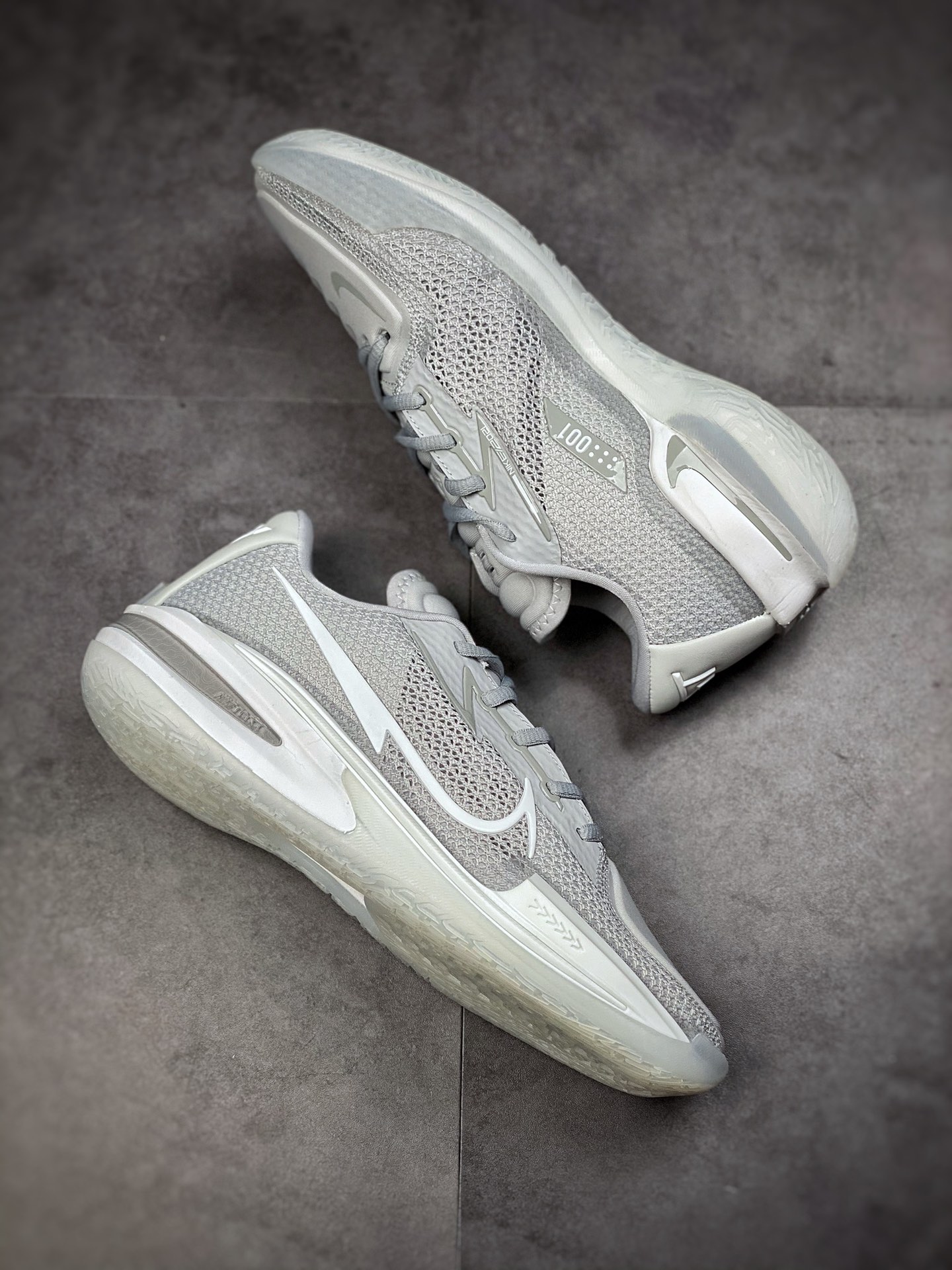 240  Nike Air Zoom G.T.Cut EP 耐克新款实战系列篮球鞋浅灰白 CZ0175-007