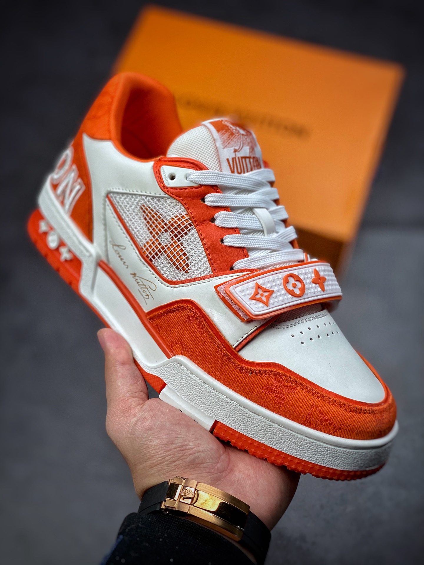 500  2022 LV Trainer 限定联名 入秋最新配色国内限定无售