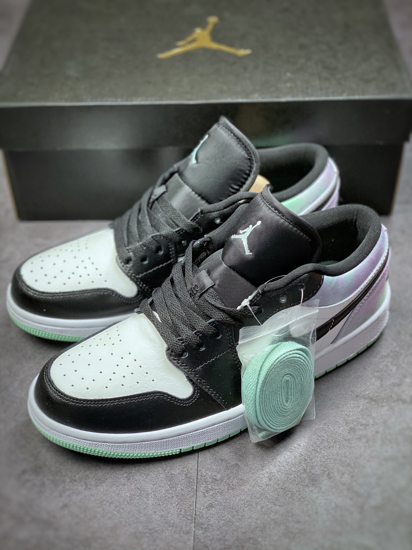 200  Air Jordan 1 Low 黑绿扎染 配色 + 不俗质感DM1199-100