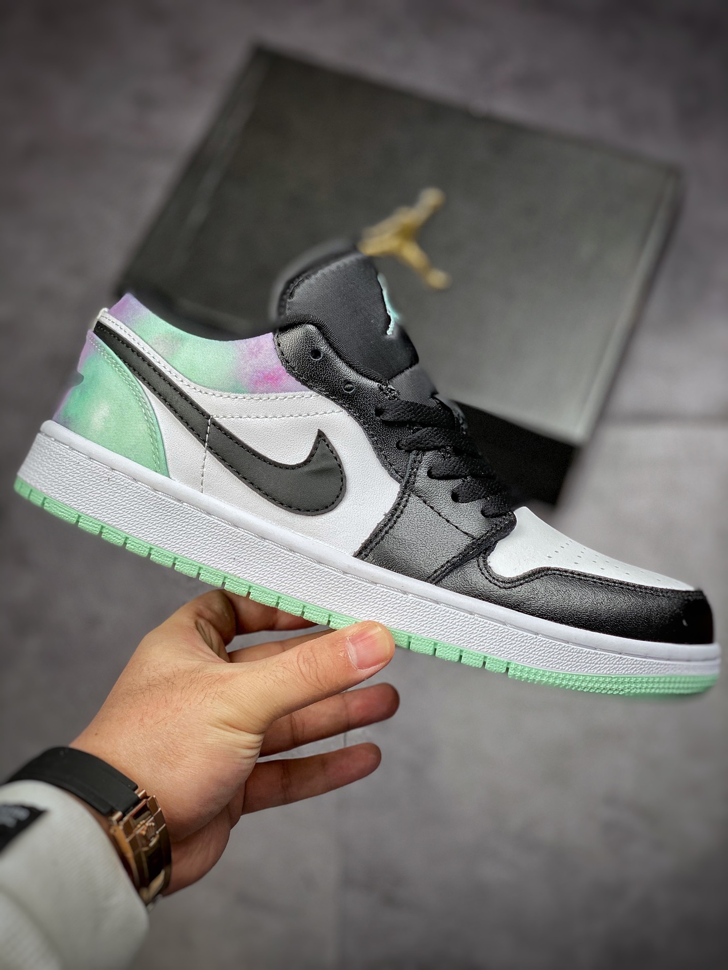 200  Air Jordan 1 Low 黑绿扎染 配色 + 不俗质感DM1199-100