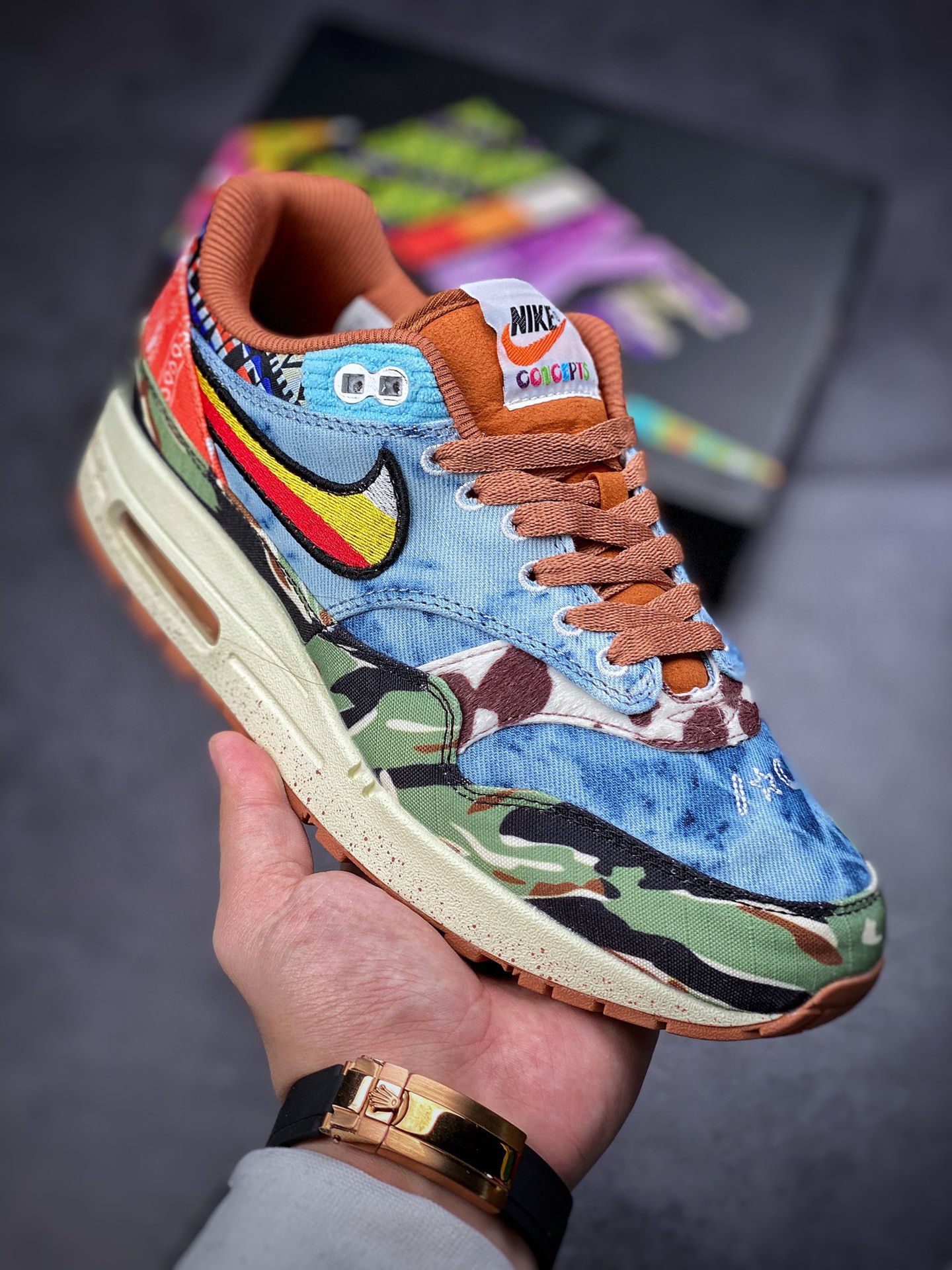 240  藤原浩主理品牌Fragment Design x Nike Air Max 1 Premium SP”White/Royal/Black”慢跑鞋DN1803-900