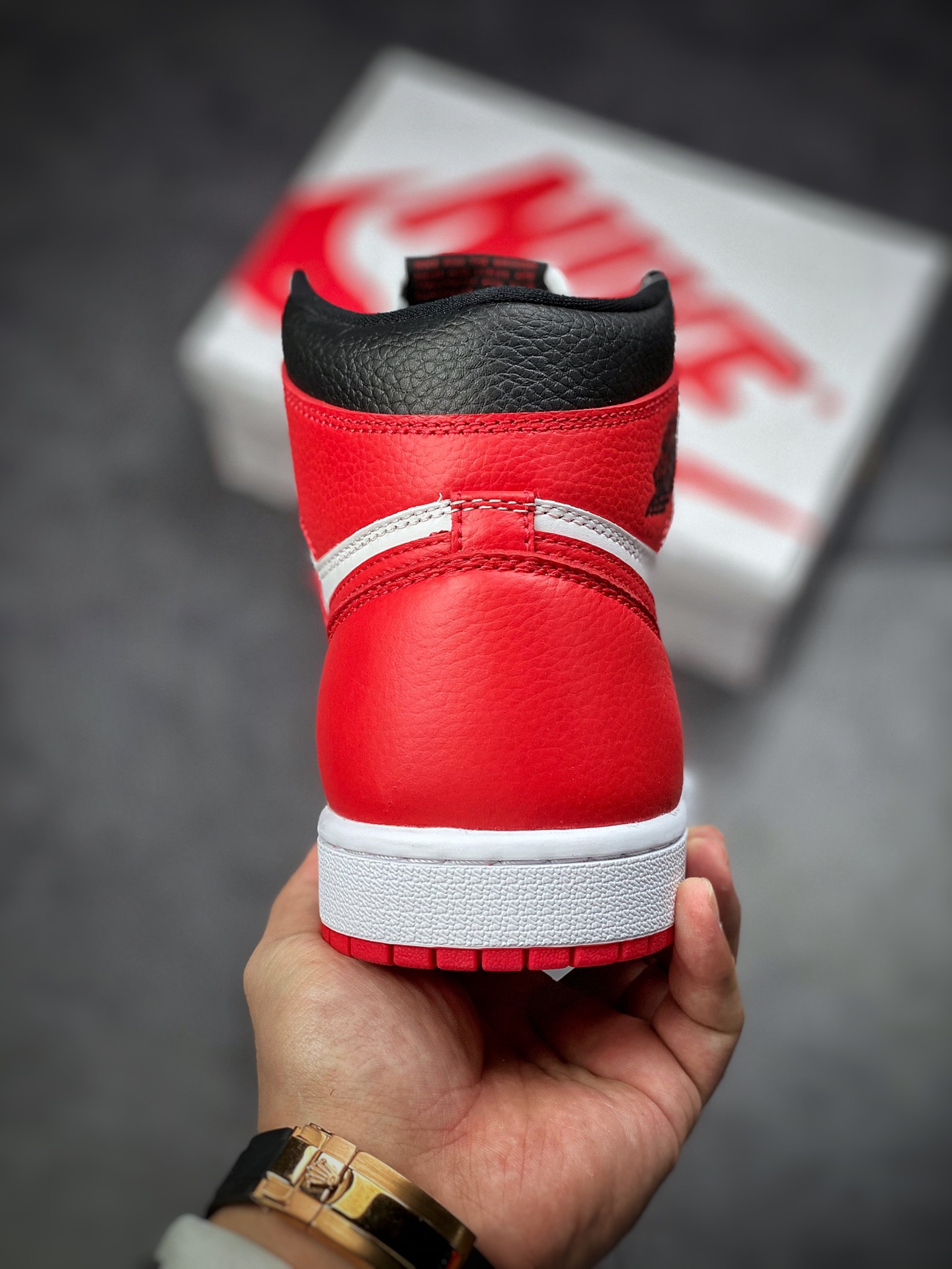 260  Air Jordan 1 “Herigtage”白黑红 555088-161