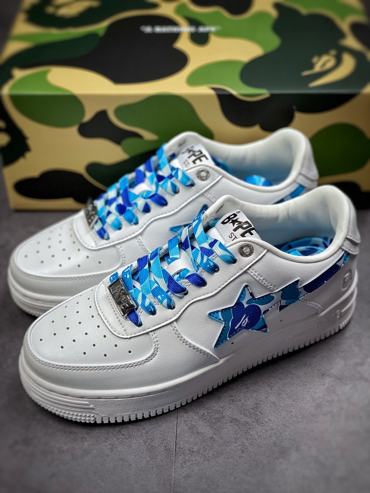 380  BAPE SK8 STA 猿人头联名板鞋/白蓝 迷彩  1H20191045