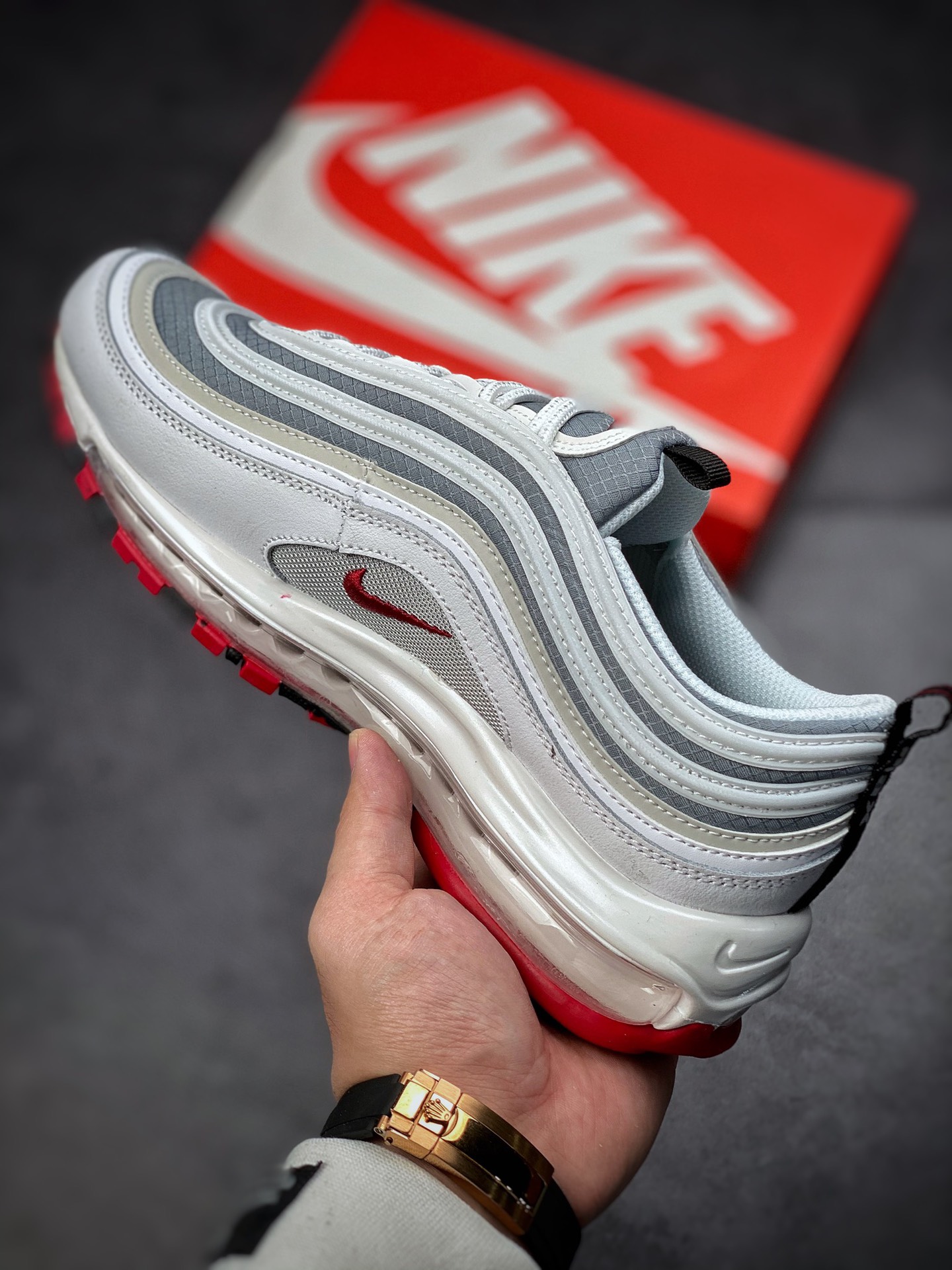 240  Nike Air Max 97  复古子弹 气垫百搭休闲运动慢跑鞋 白银灰红 DM0027-100
