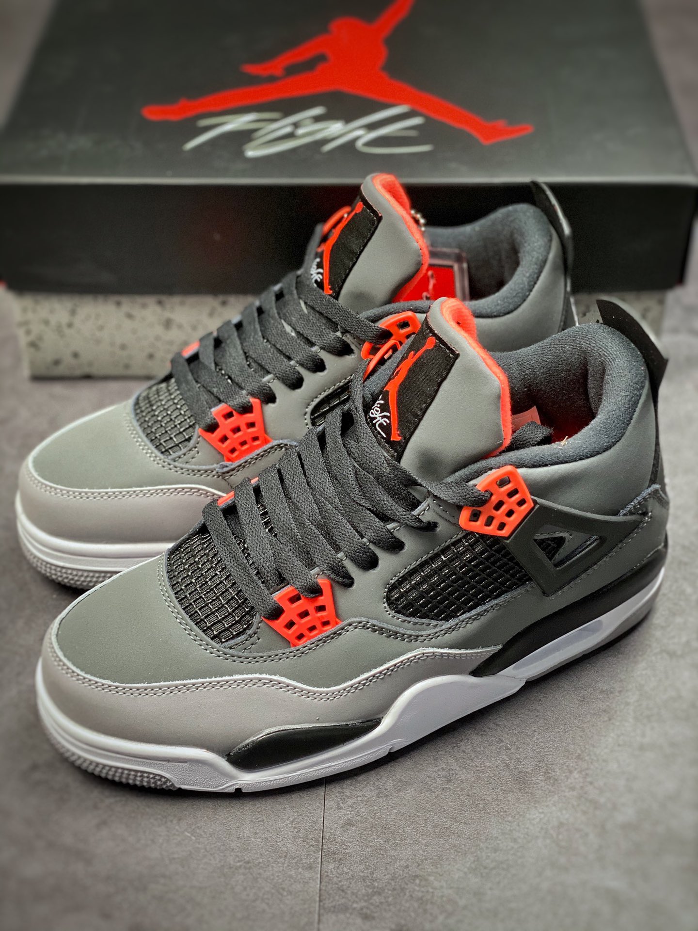 200  Air Jordan 4 “Infrared”红外线黑灰 DH6927-061