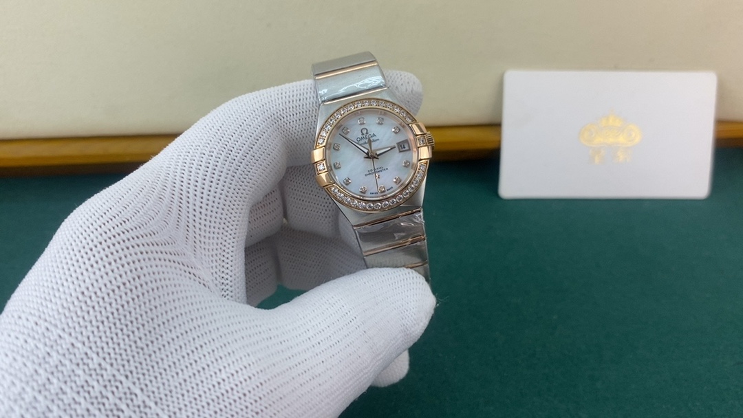 Omega 皇家 欧米茄星座系列女款玫瑰金镶钻