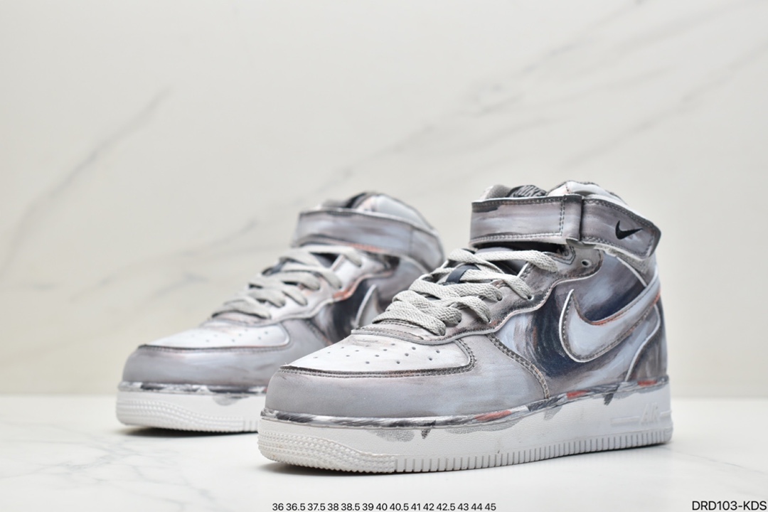 110 耐克Nike Air Force 1’07 Mid ”Grey/Black”空军一号经典中帮百搭休闲运动板鞋CW7582-103