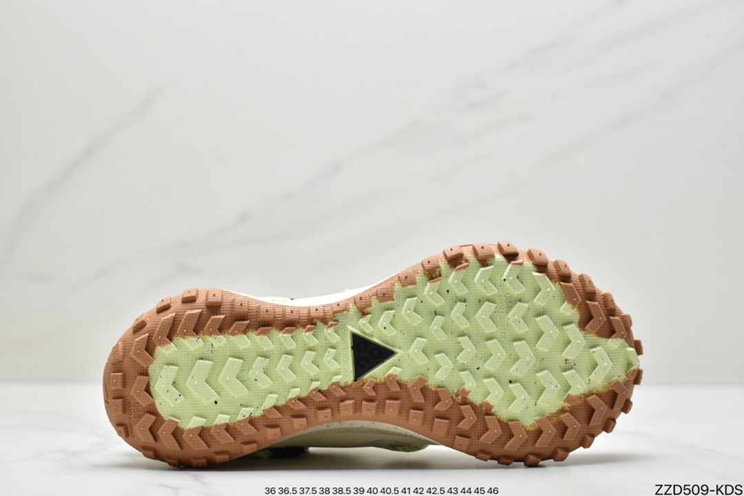 250 耐克NIKE ACG Mountain Fly 户外机能拒水运动休闲鞋 DD2861