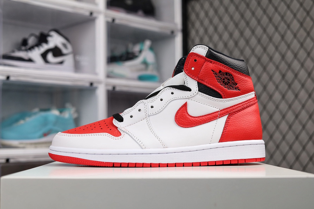H5 大次 最高 耐克/Nike Air Jordan 1 Retro High OG”Heritage”AJ1代经典复古经典高帮百搭文化篮球鞋“白黑大学红”采用软质荔枝纹头层皮革鞋面材质原厂立体填充鞋舌海绵中底注胶孔及缜密中底拉帮工艺原数据开发模具大底×663DJ