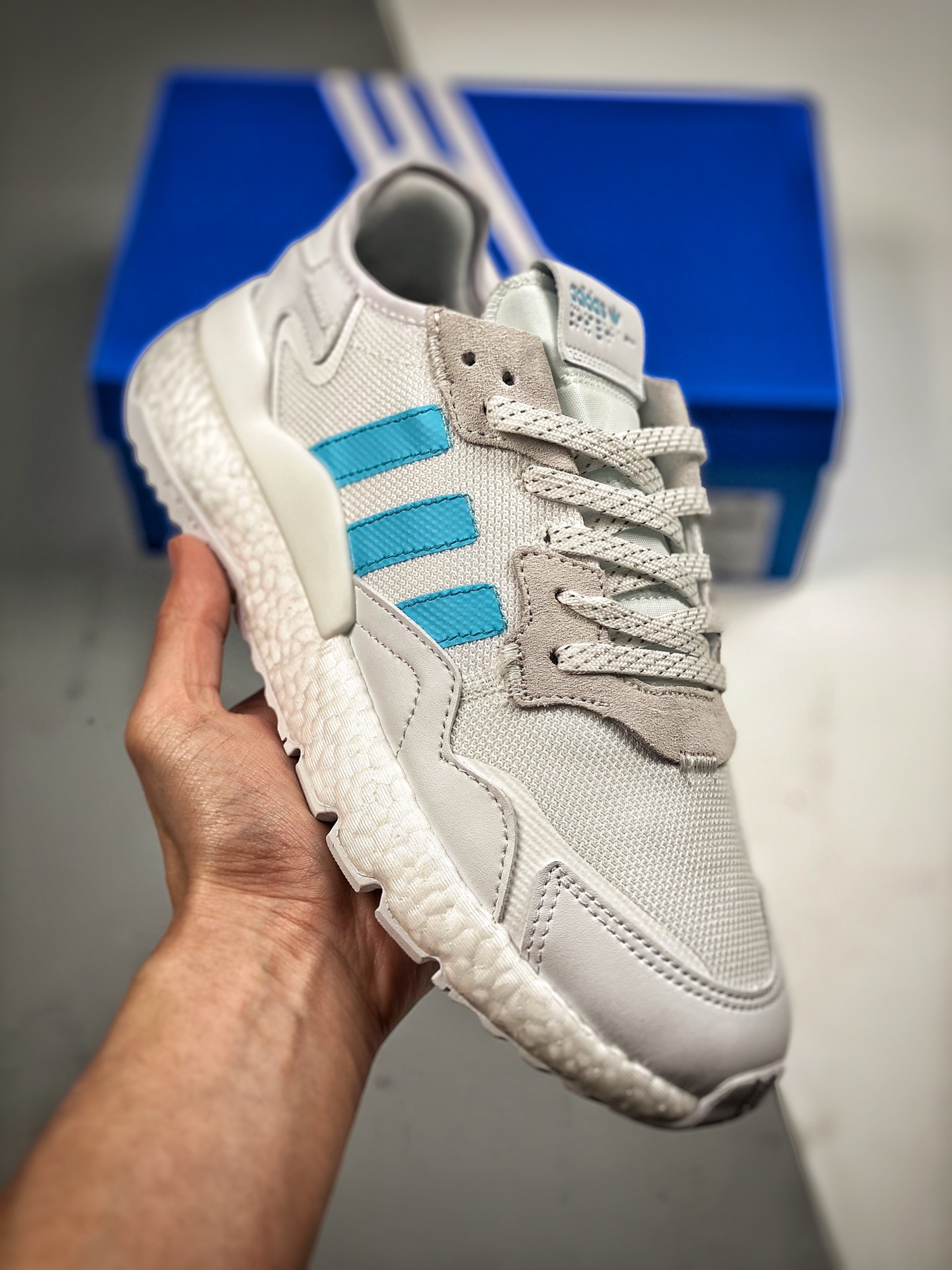 -2 Adidas/Adidas Nite Jogger Trébol Corredor nocturno Zapatillas de running retro Material original de fábrica Suela or…