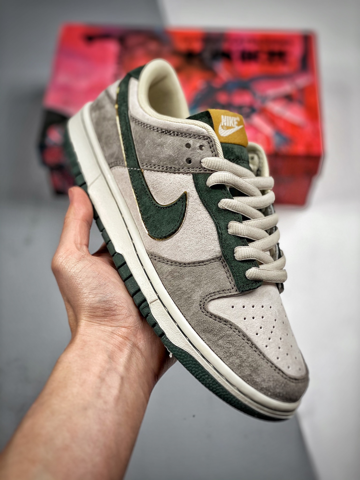 -5 NK SB Dunk Low "Steamboy OST" colaboración con Otomo Katsuhiro, gris verdoso y moca, producción original d…