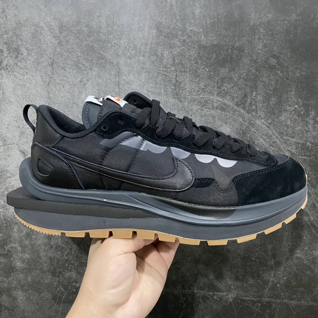 渠道最强版Sacai 3.0卡其 Sacai x NK Vaporwaffle 3.0 黑生胶 DD1875-001 递N轮即将补货 市售天花板品质 一线头部大厂出品 平台高端零售卖家专供品质 原鞋原厂数据原楦头纸板开发 正确原厂织唛标 转印工艺 原厂鞋面材料 正确织面 全网最大程度还原ZP工艺版本 尺码:36 36.5 37.5 38 38.5 39 40 40.5 41 42 42.5 43 44 44.5 45 46-选品中心